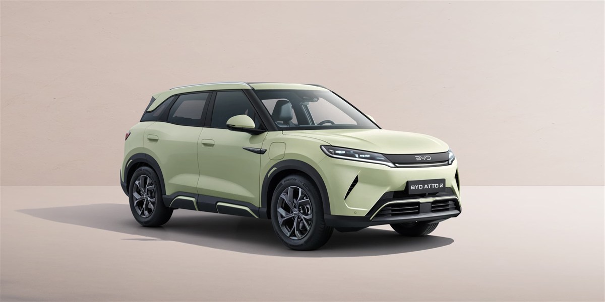 BYD Atto 2 góc nhìn ba phần tư phía trước