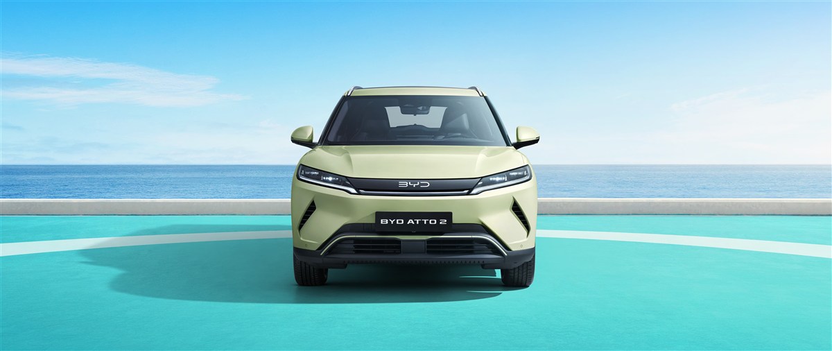 BYD Atto 2 nhìn trực diện phía trước